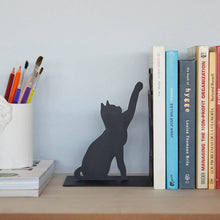 Cargar imagen en el visor de la galería, Fishing Cat Black Metal Bookend
