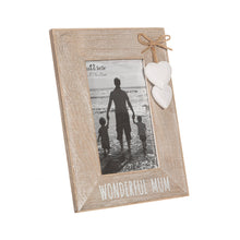 Cargar imagen en el visor de la galería, Wonderful Mum Heart Frame
