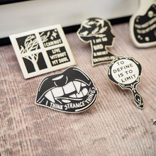 Cargar imagen en el visor de la galería, The Picture of Dorian Gray Enamel Pin Badge - Gothic Mirror
