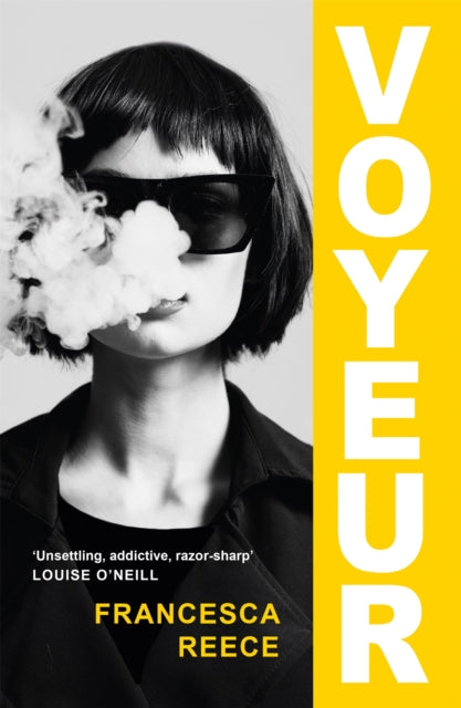 Voyeur : 'Unsettling, addictive, and razor-sharp'-9781472272195