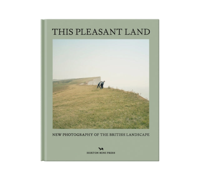 This Pleasant Land : New British Landscape Photography-9781914314292